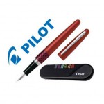 Pluma Pilot Urban MR Retro Pop Plumín Metálico con Estuche Rojo